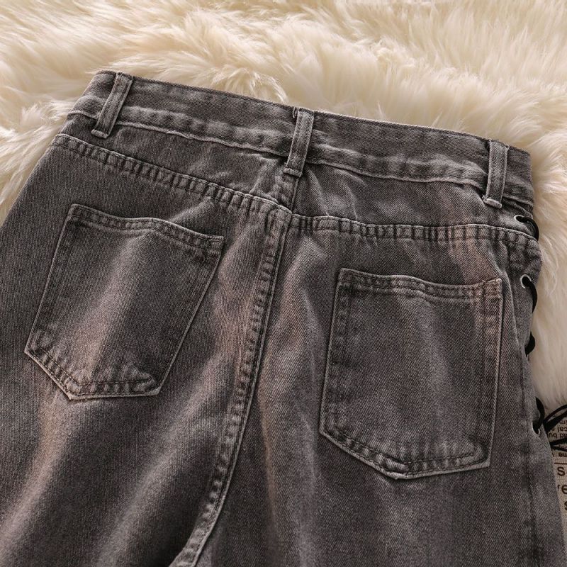 Стильные широкие джинсы с высокой посадкой