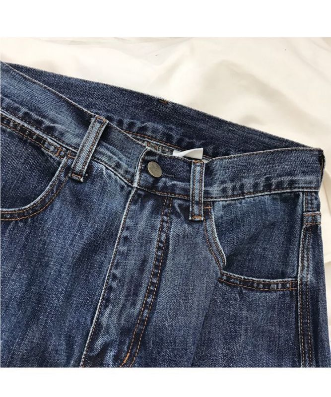 Широкие стильные джинсы с высокой посадкой