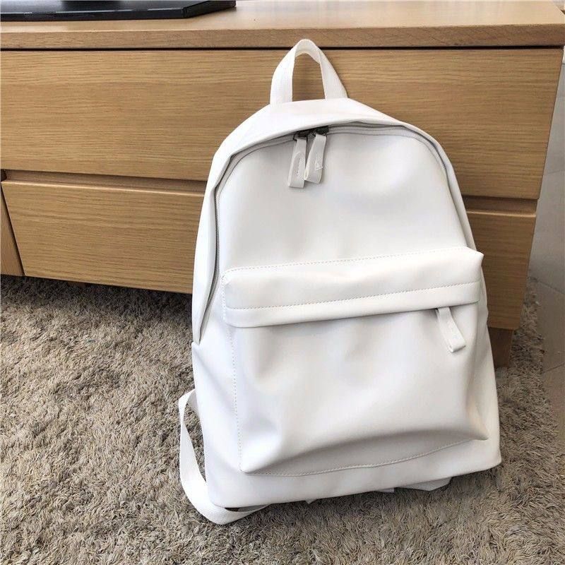 Слайд  Практичный и стильный рюкзак Белый